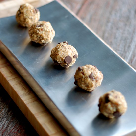 4 Ingredient Peanut Butter Balls