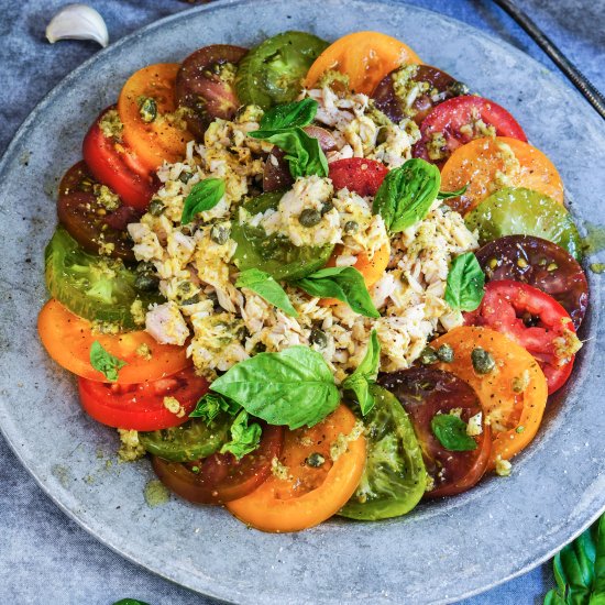 Garlic Tuna Tomato Salad