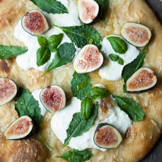 Fresh Fig & Burrata Pizza