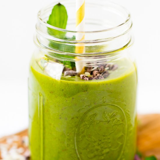 Mint Chocolate Chip Green Smoothie