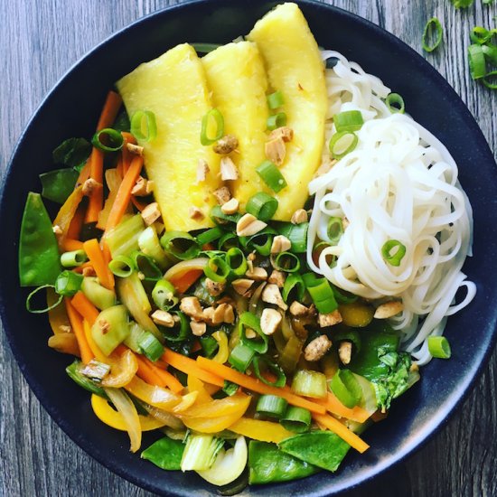 Thai Noodle Bowl w/ Fried Pineapple