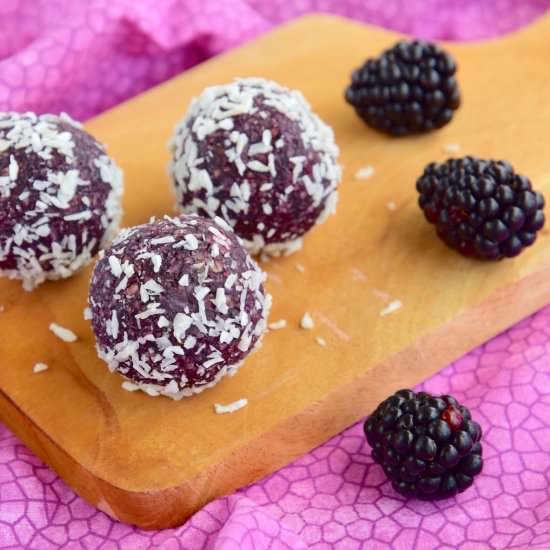 Blackberry coconut energy balls