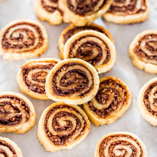 Cinnamon Chocolate Pecan Pie Cookie