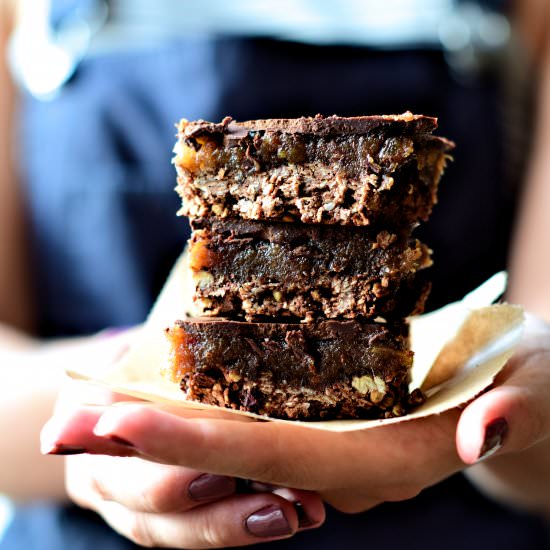 Choco granola bars, banana caramel