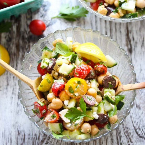 Mediterranean Chickpea Salad