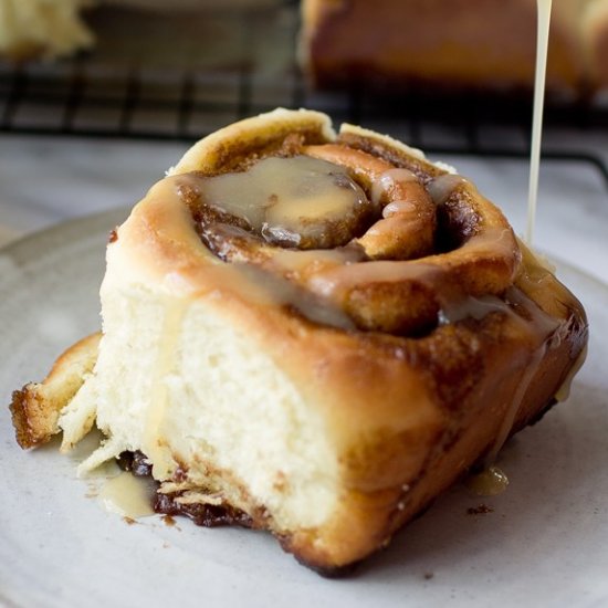 Cinnamon Roll with Vanilla Glaze