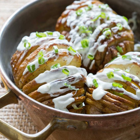 GARLIC BUTTER HASSELBACK POTATO