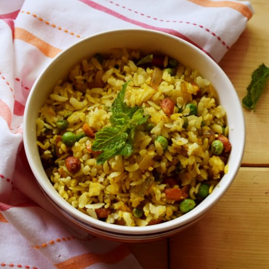 Onion Peas Poha Recipe- Kanda Poha