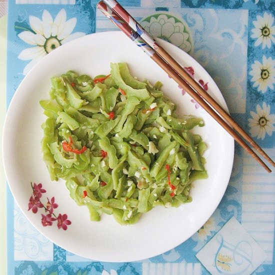 Garlic Bittermelon Stir-Fry