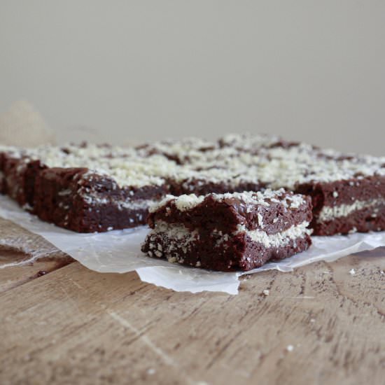 Dark chocolate brownies with Panko