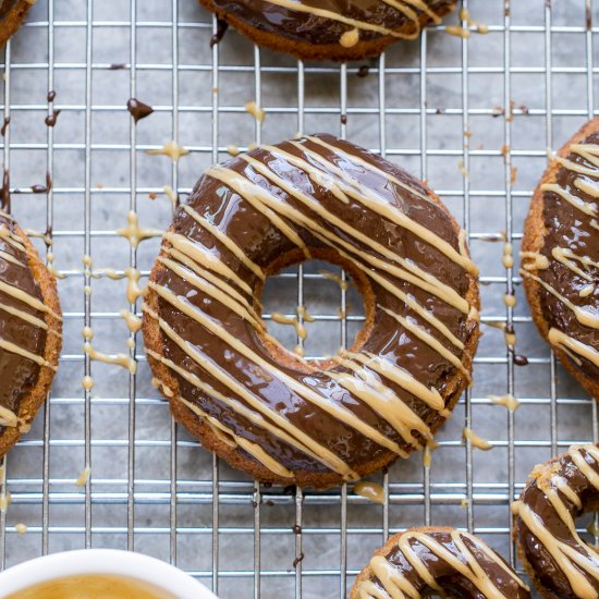 Baked Peanut Butter Banana Donuts