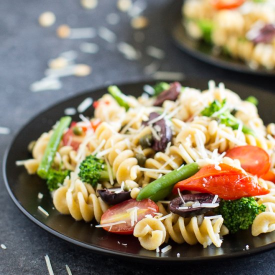 One Pot Mediterranean Veggie Pasta