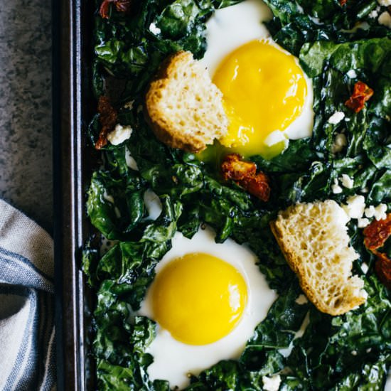 15-Minute Kale & Egg Bake