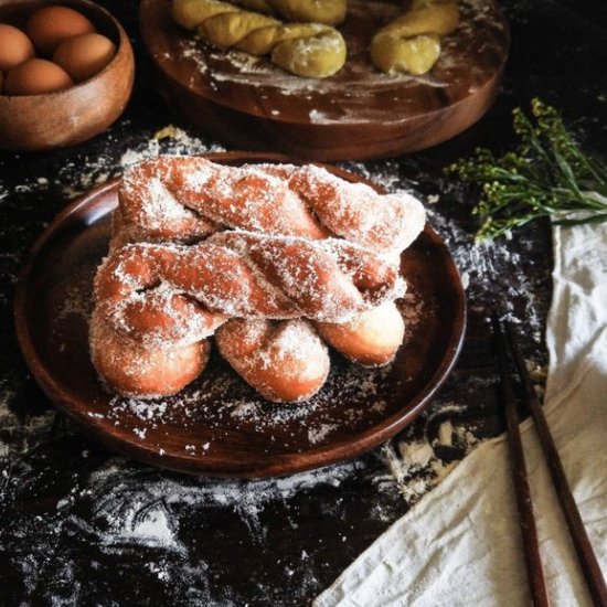 Korean Twisted Donuts