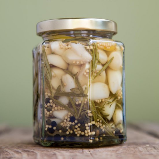 How to pickle garlic