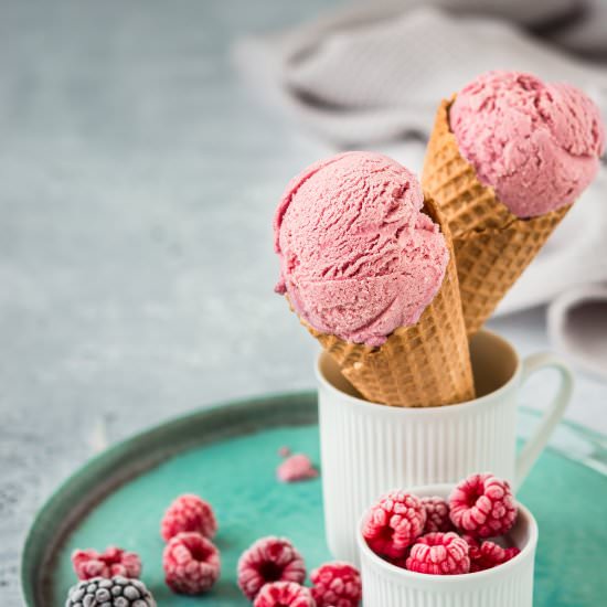 Blackberry & raspberry ice-cream