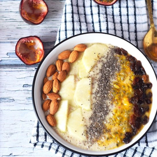 Pear Passion Chia Smoothie Bowl