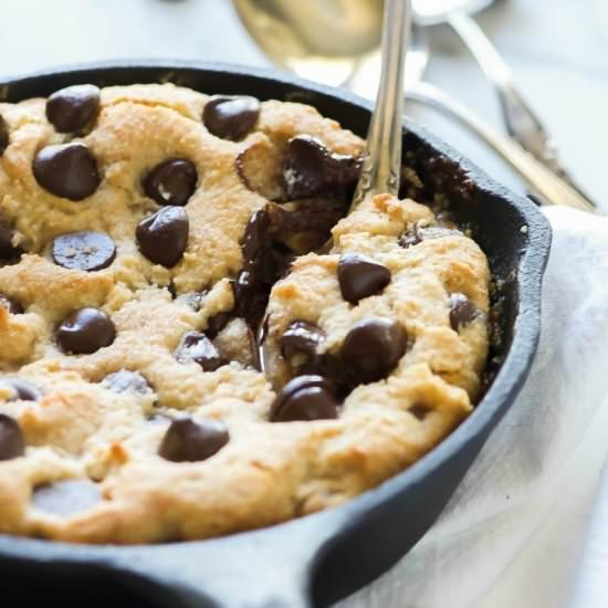 Caramel Chocolate Chip Blondies