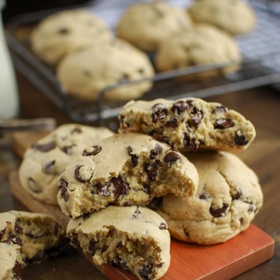 Levain Bakery Copycat Cookie