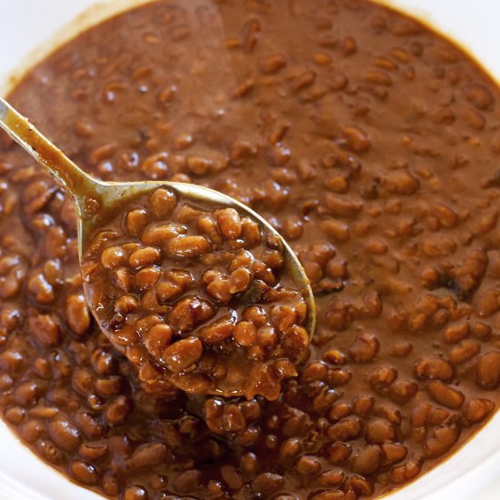 Slow Cooker Boston Baked Beans