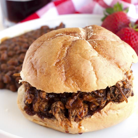 Slow Cooker Root Beer Pulled Pork