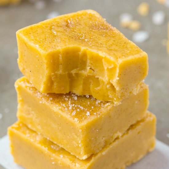 Healthy 4 Ingredient Pumpkin Fudge