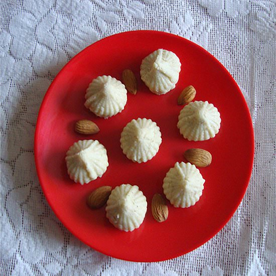 Rava Modak