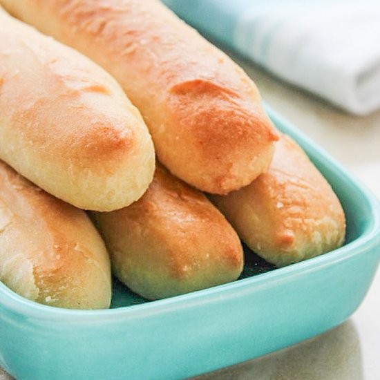 Copycat Olive Garden Breadsticks