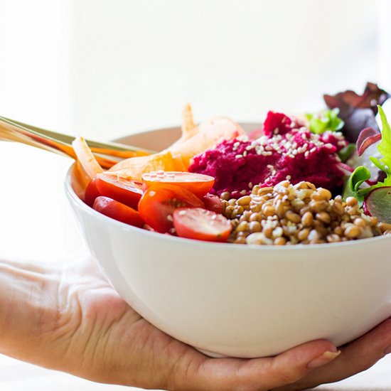 Buddha Bowl with Beetroot Dressing