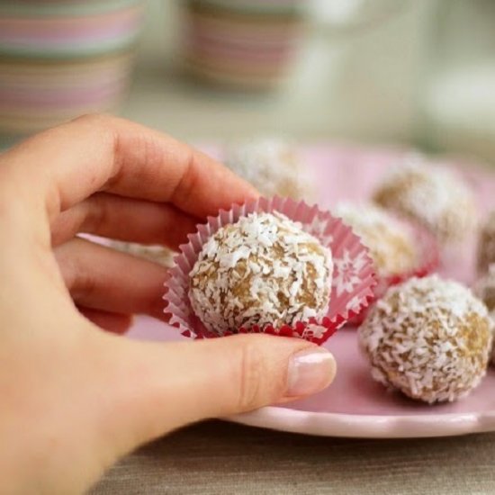 Biscuit truffles