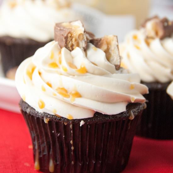 Milky Way Poke Cupcakes