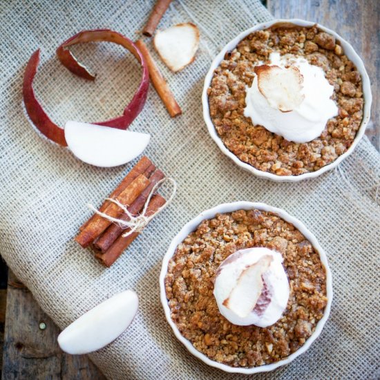 Mom’s Delicious Apple Crisp