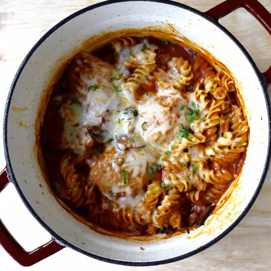 One Pot Chicken & Mushroom Pasta