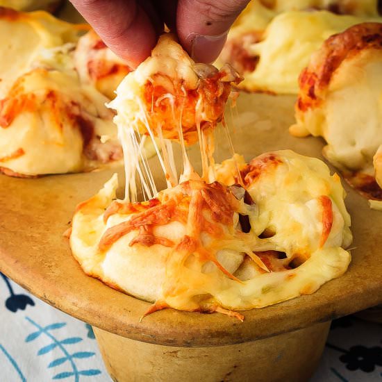 Pull-Apart Pizza Muffins