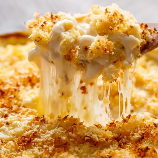 Creamy Garlic Parmesan Mac & Cheese