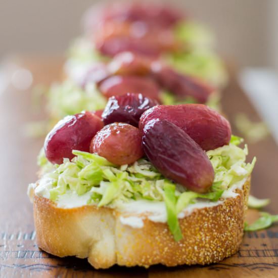 Roasted Grape Crustini