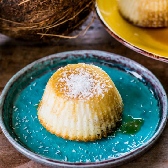 Light coconut egg pudding