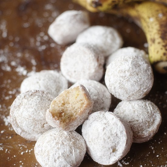 Powdered Banana Donut Mini Muffins