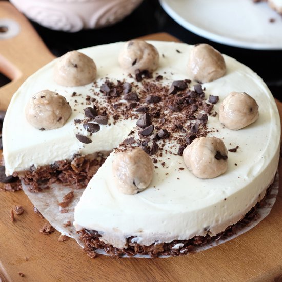 No-Bake Cookie Dough Cheesecake