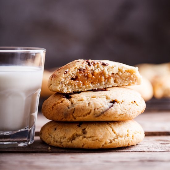 Caramel-stuffed choc chunk cookies