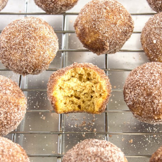 Mini Pumpkin Doughnut Muffins