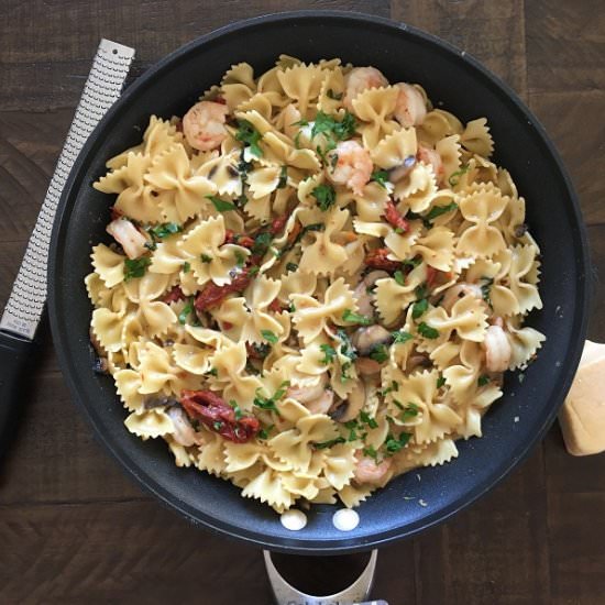 Sun Dried Tomato Shrimp Pasta