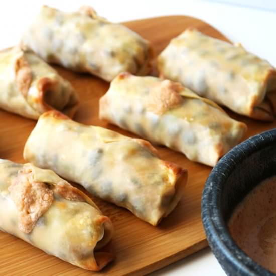 Healthy Jalapeno Popper Egg Rolls