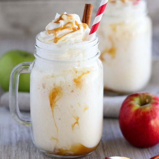 Caramel Apple Cider Floats