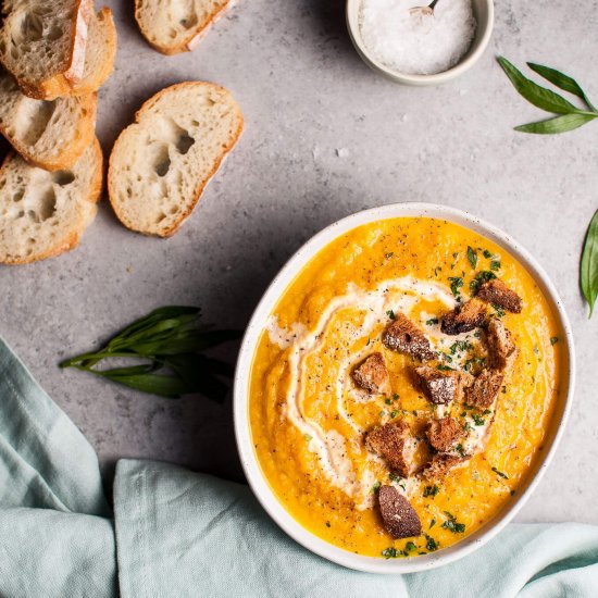 Pumpkin and Cauliflower Soup