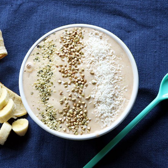 Peanut Butter Banana Smoothie Bowl