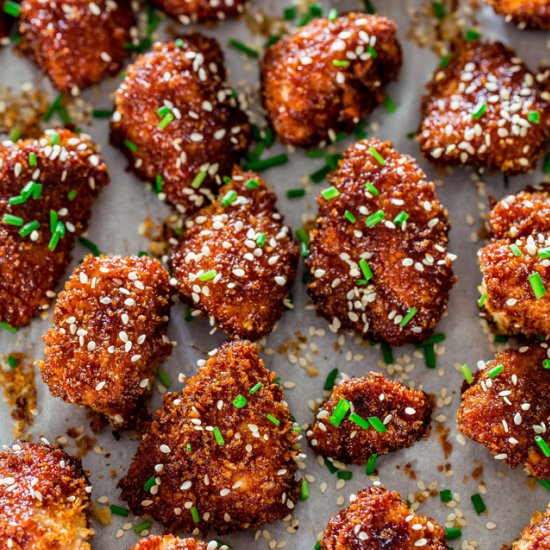 Sticky Honey Sriracha Chicken Bites