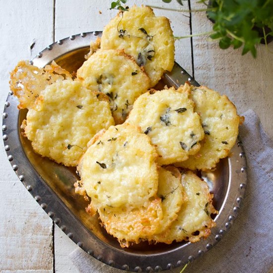 Cheese Thyme Crackers (low carb)