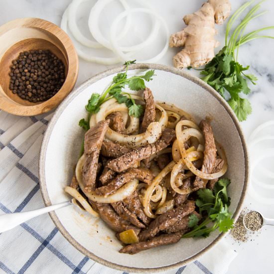 Stir-Fried Beef with Black Pepper