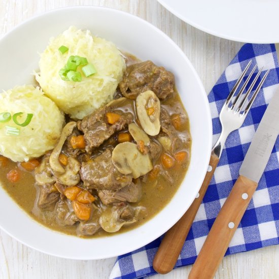 German beer beef stew with Knödeln